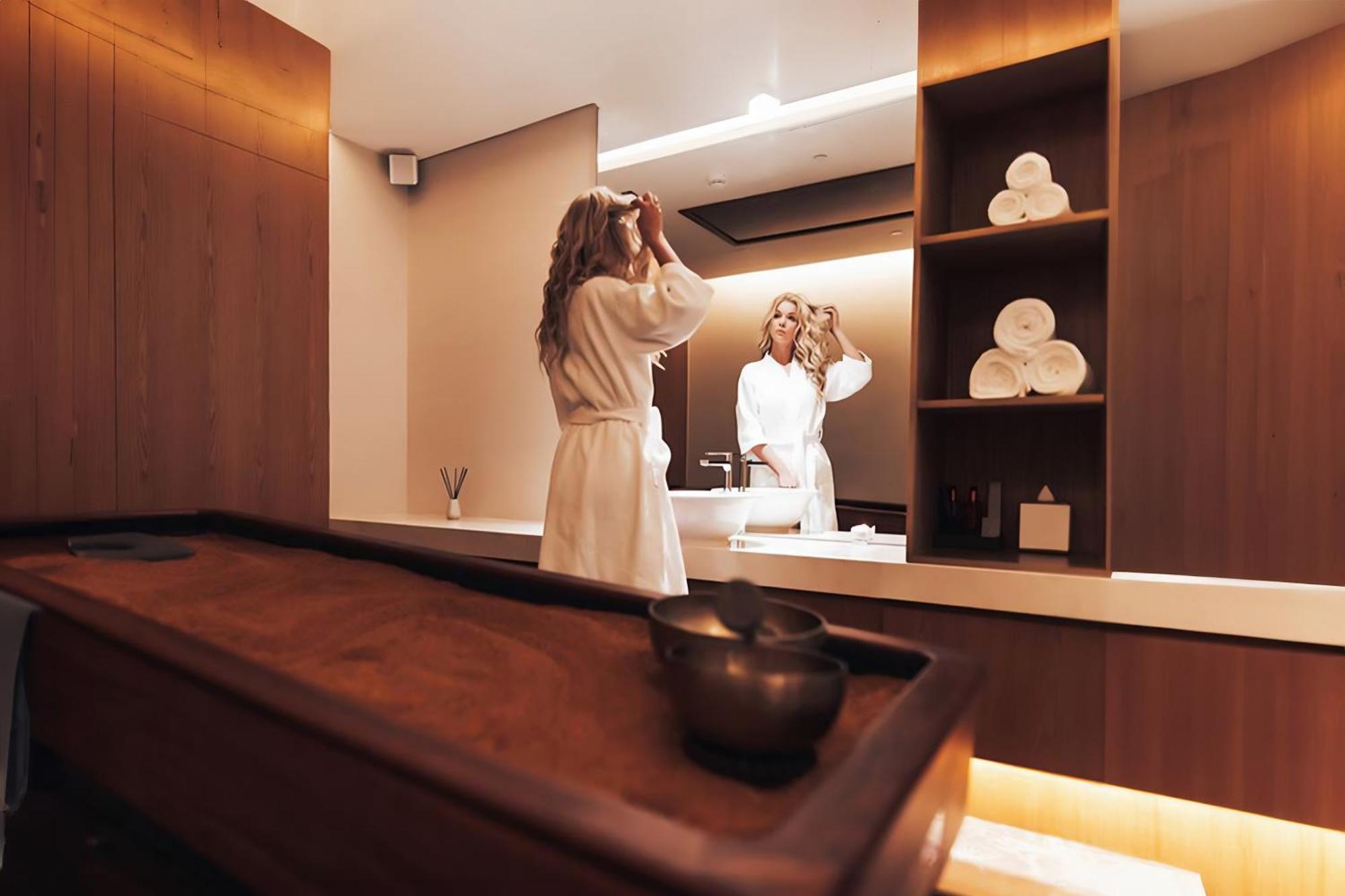 Five Jumeirah Village Dubai Exterior photo A spa at the Mandarin Oriental, Munich